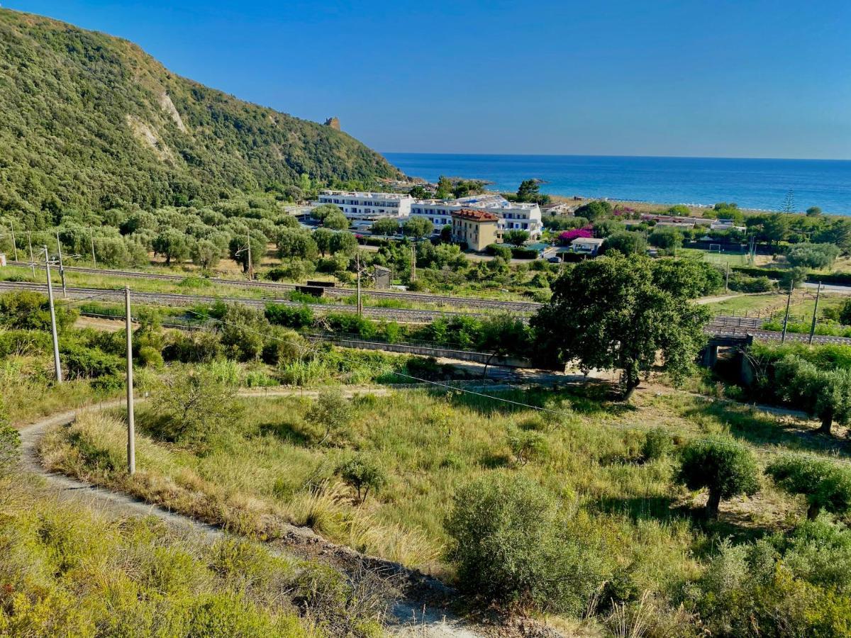 Villa Lo Scoglio Ascea Buitenkant foto